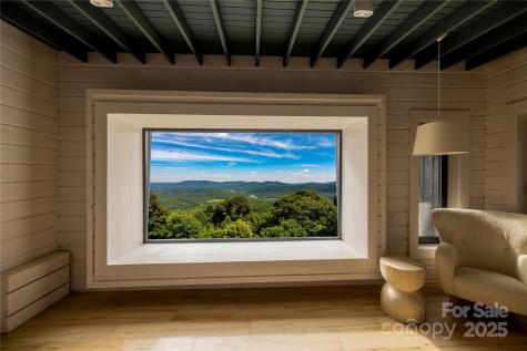 2957 Creston Drive Black Mountain NC 28711