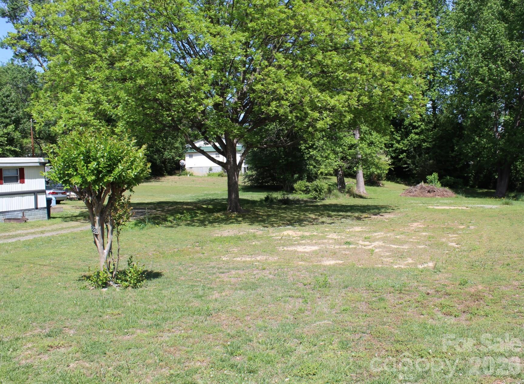 221 37th Street SW Hickory NC 28602