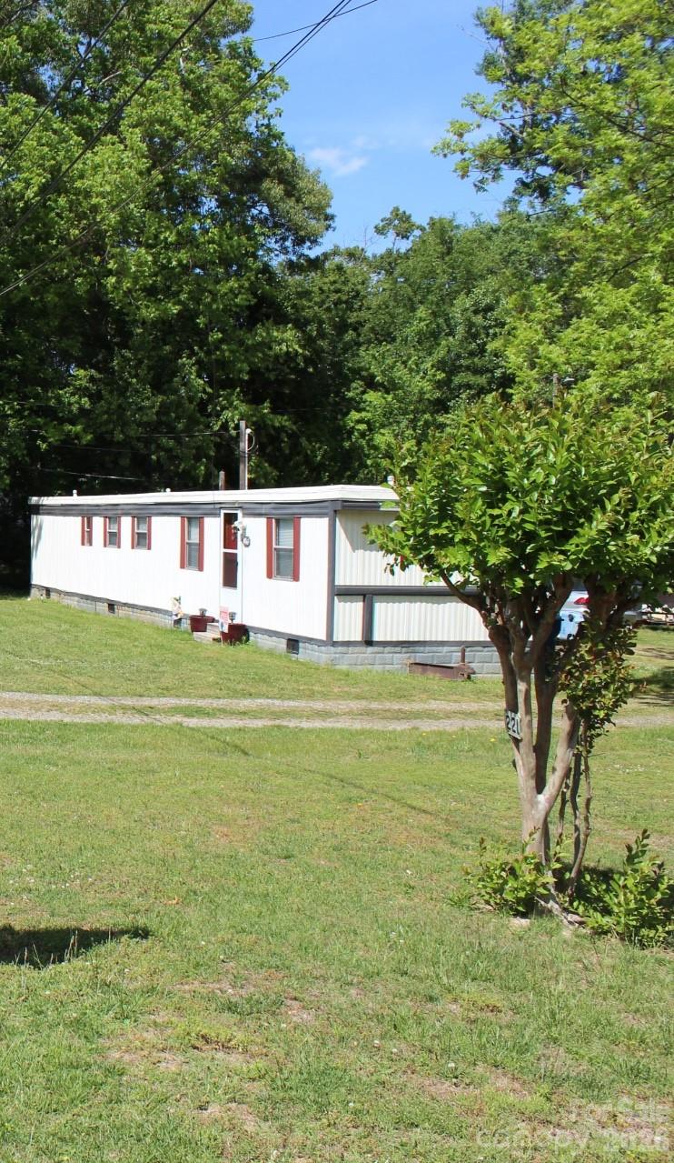 221 37th Street SW Hickory NC 28602