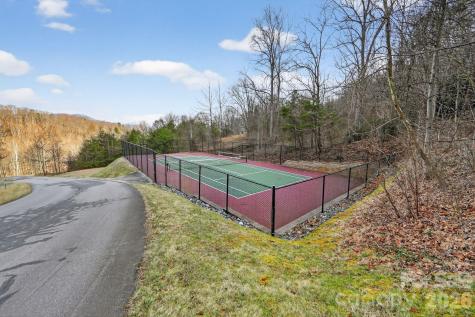 80 View Ridge Parkway Leicester NC 28748