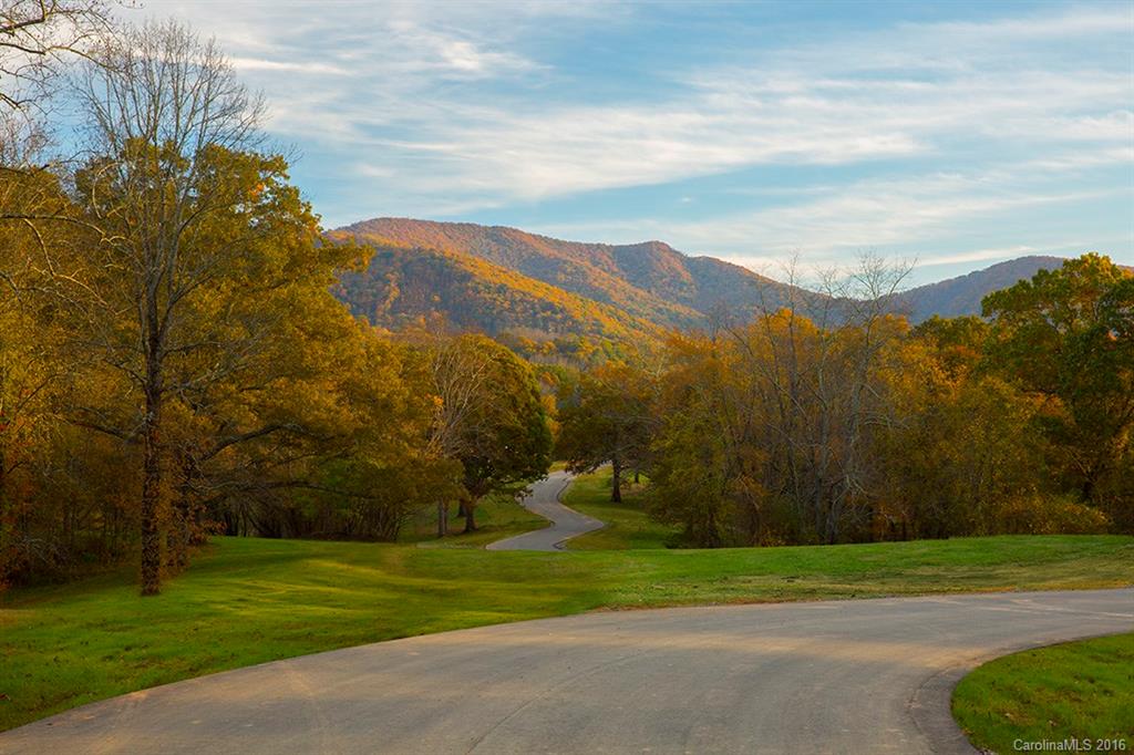 50 Wandering Oaks Way Asheville NC 28805