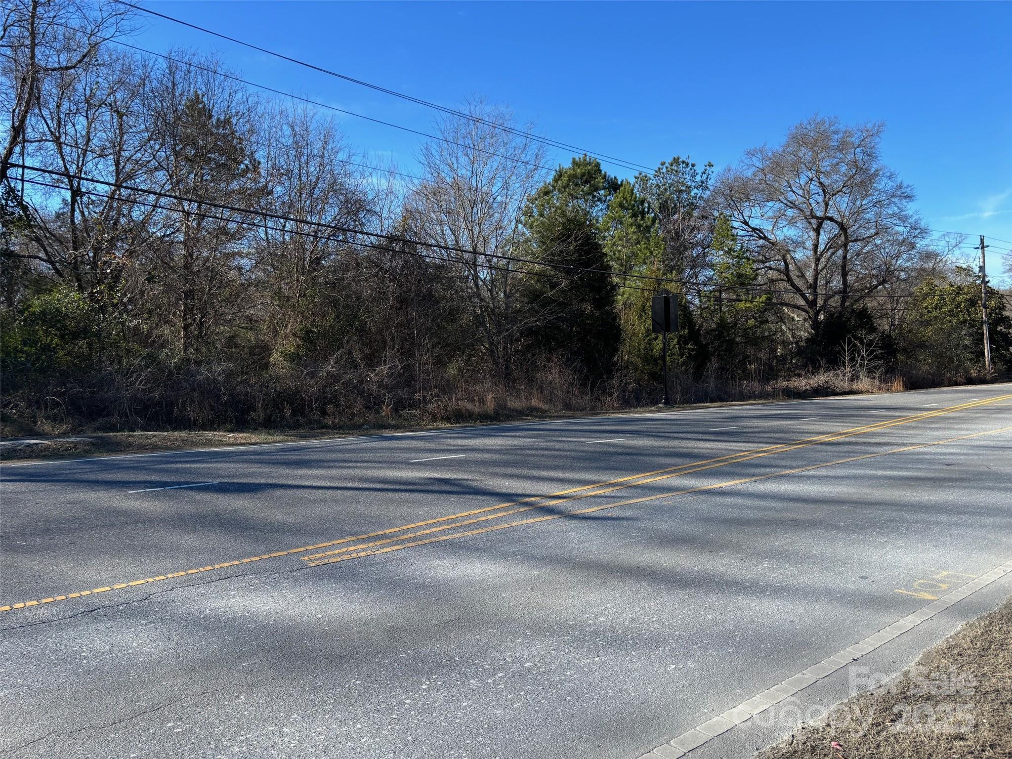 2015 Mountain Island Highway Mount Holly NC 28120