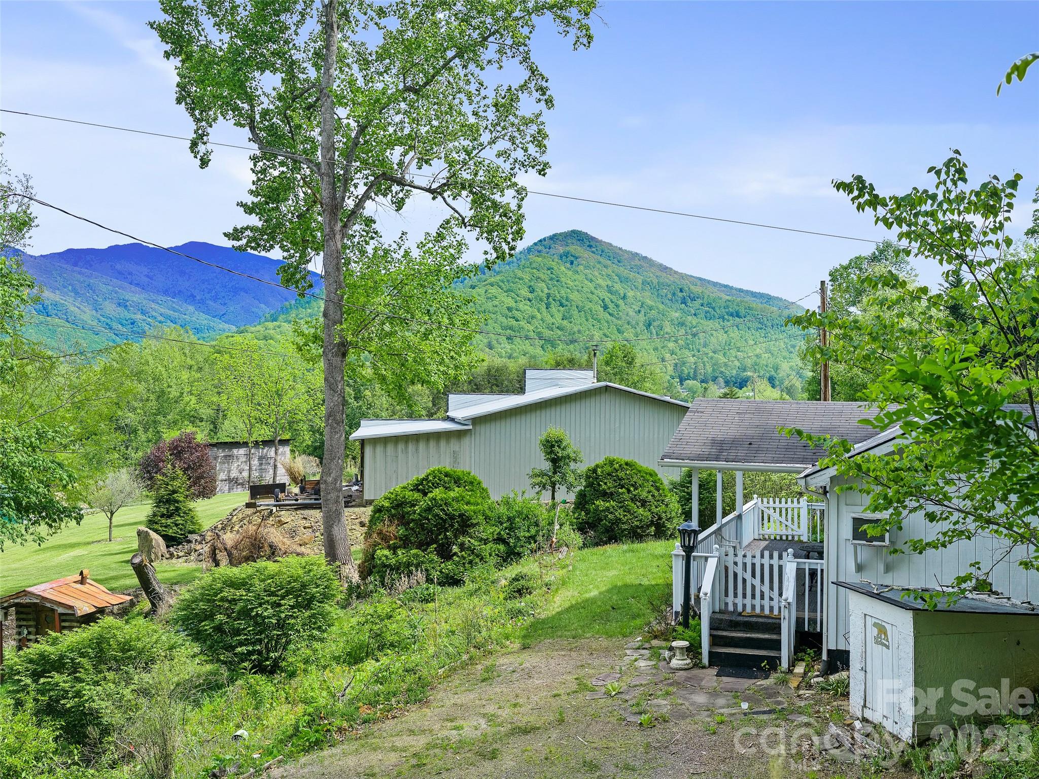 74 Socrates Lane Burnsville NC 28714