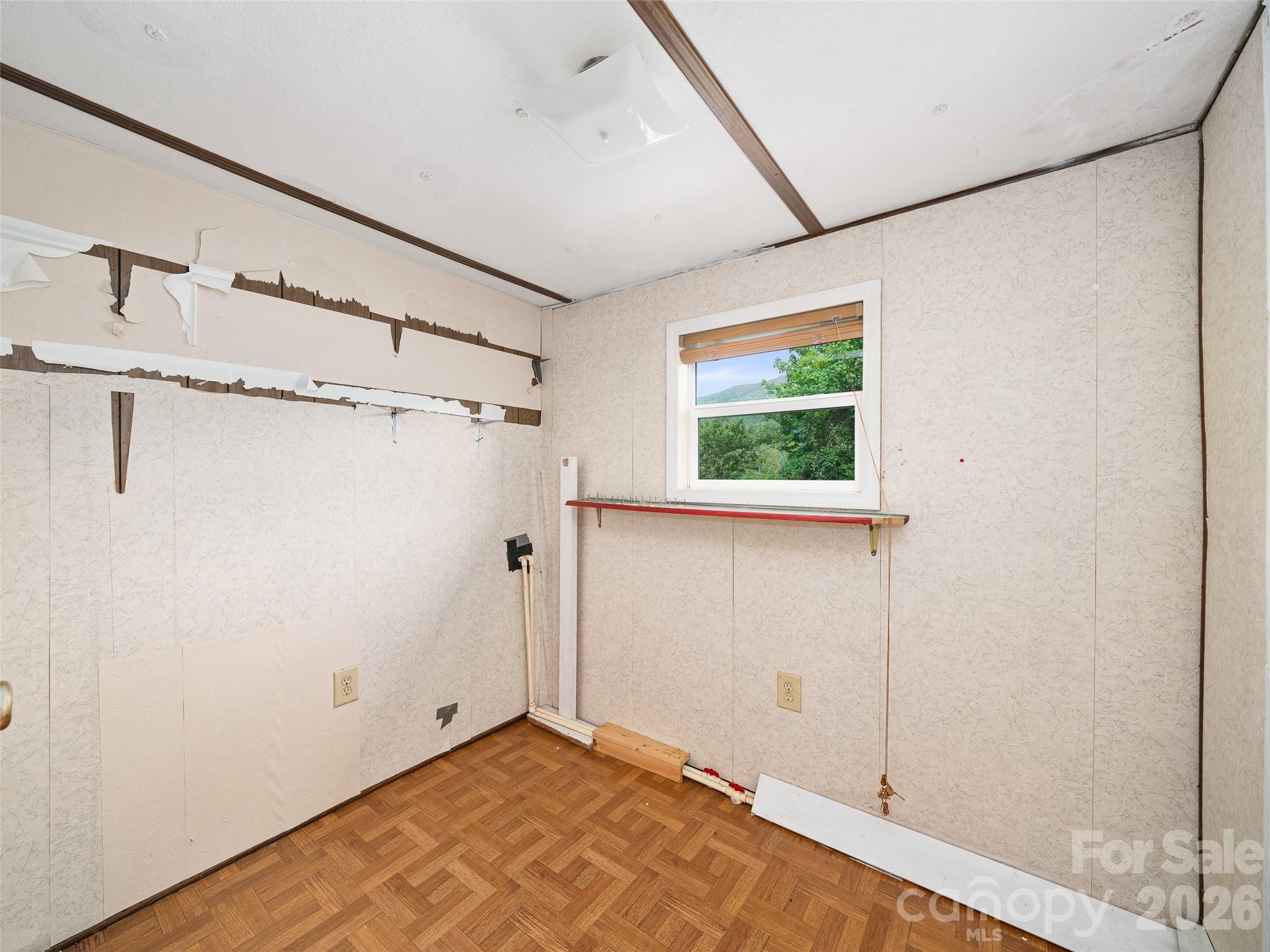74 Socrates Lane Burnsville NC 28714