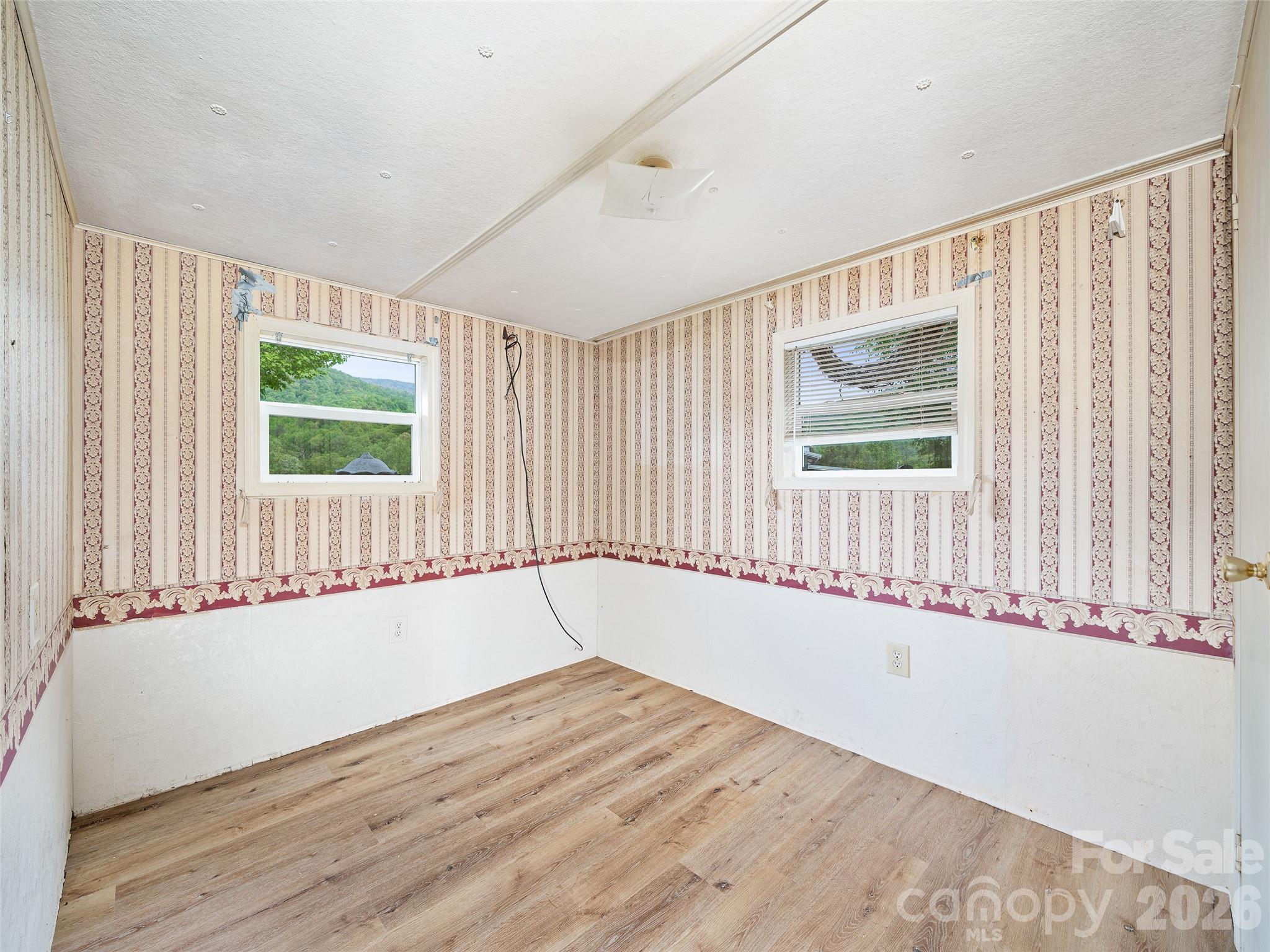 74 Socrates Lane Burnsville NC 28714