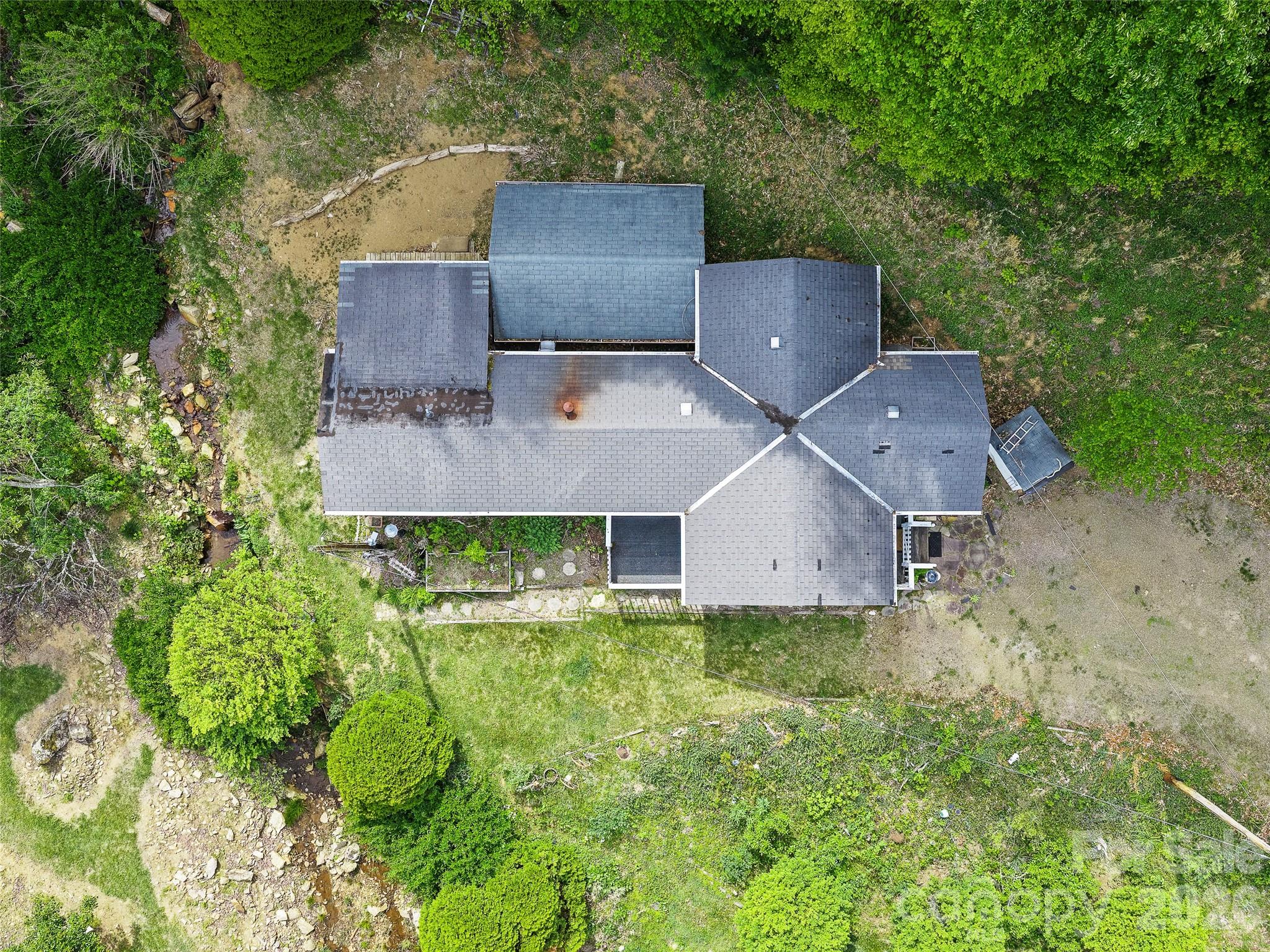 74 Socrates Lane Burnsville NC 28714