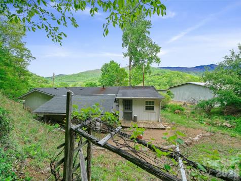 74 Socrates Lane Burnsville NC 28714