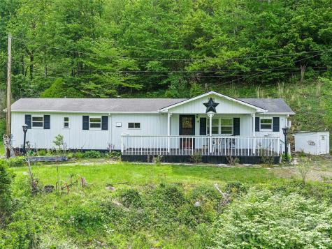 74 Socrates Lane Burnsville NC 28714