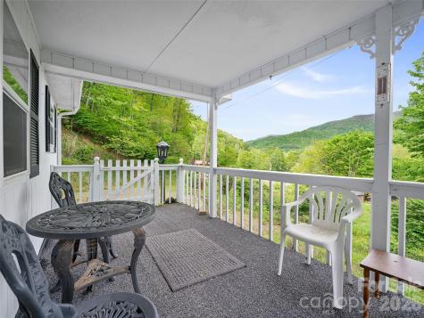 74 Socrates Lane Burnsville NC 28714