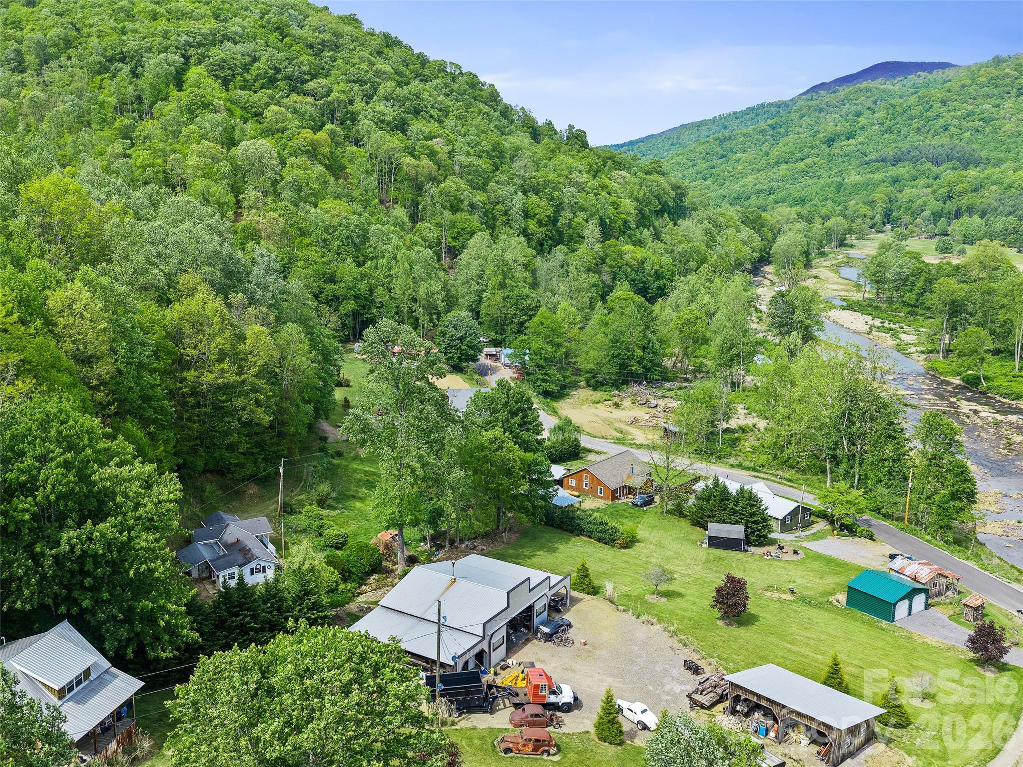 74 Socrates Lane Burnsville NC 28714