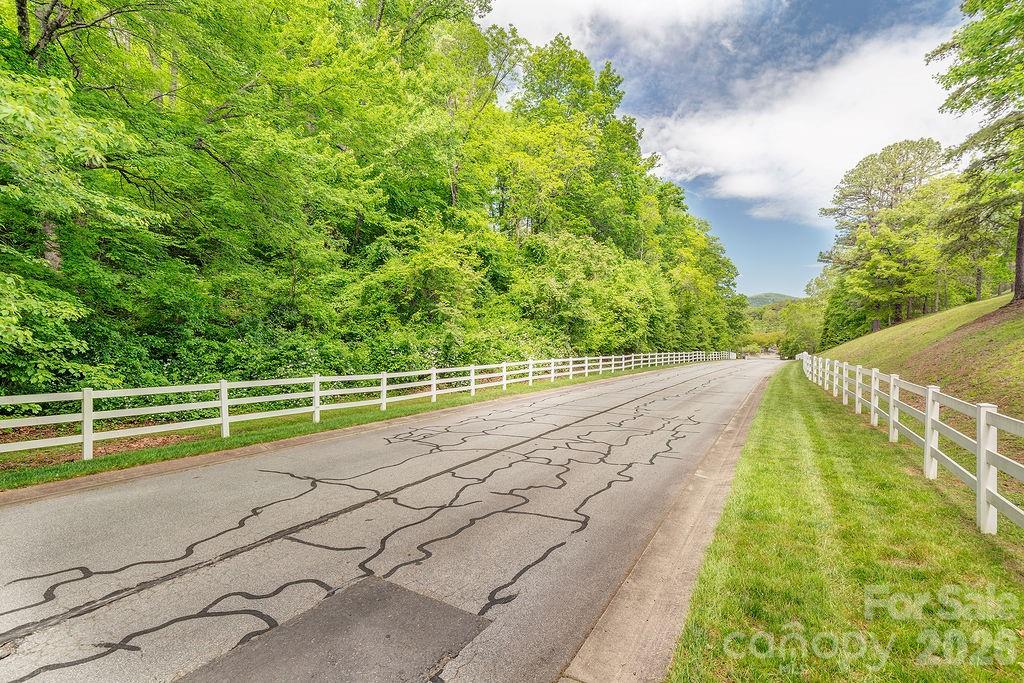 61 Bradford Vistas Drive Fletcher NC 28732