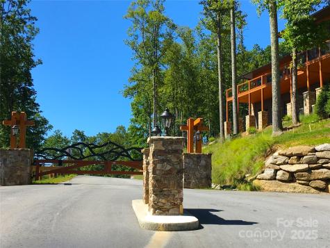 21 Marble Heights Hendersonville NC 28791