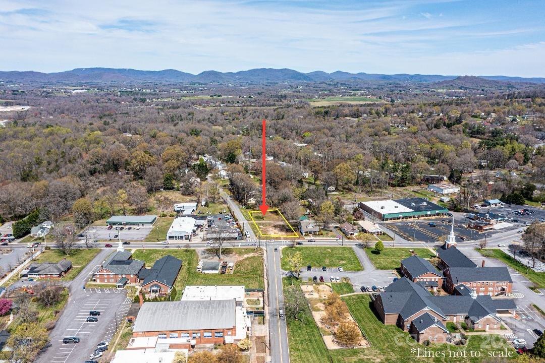 24 7th Street NW Taylorsville NC 28681
