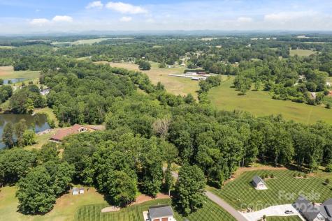 128 Backrush Court Statesville NC 28625
