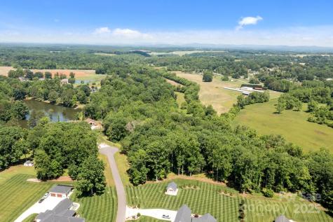 128 Backrush Court Statesville NC 28625