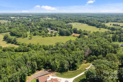 128 Backrush Court Statesville NC 28625