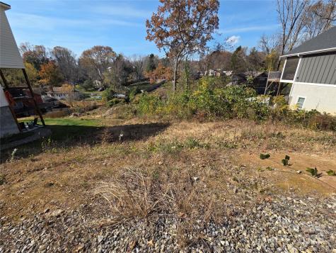 101 Arline Henry Way Asheville NC 28806