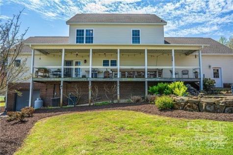 7160 Old Us Highway 421 Staley NC 27355
