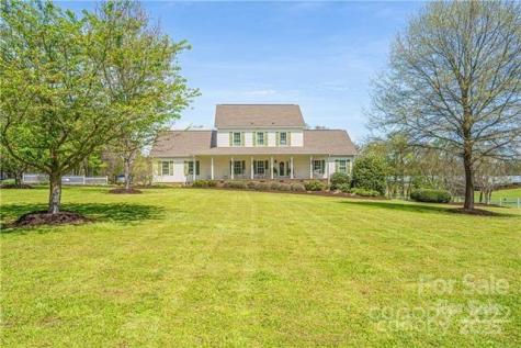 7160 Old Us Highway 421 Staley NC 27355