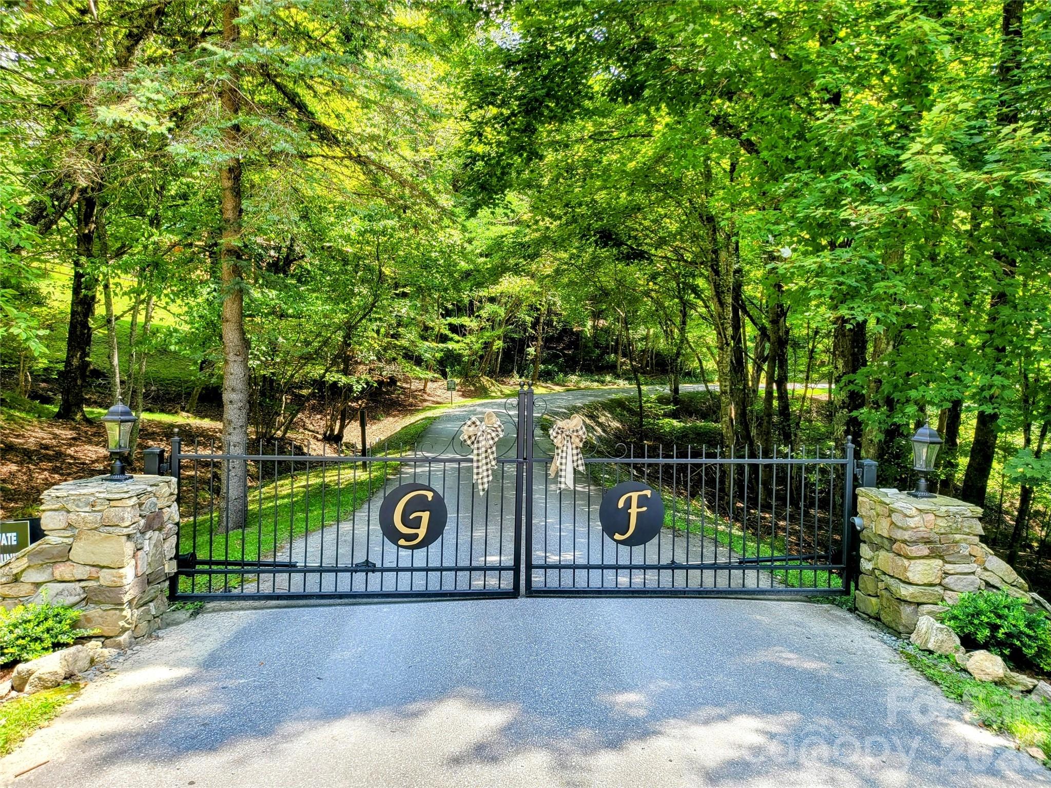 515 Grey Fox Ridge Banner Elk NC 28604