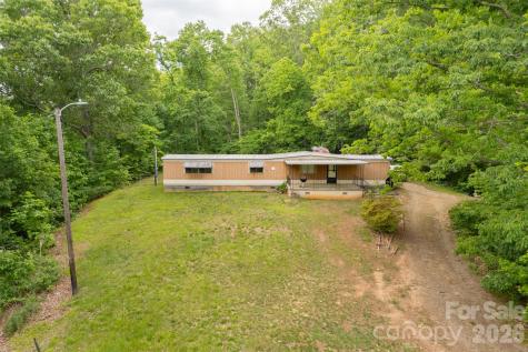 30 Gertrude Lane Candler NC 28715