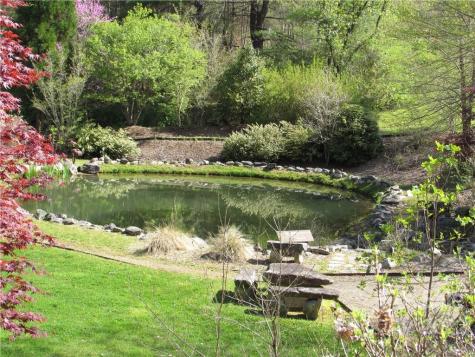 Multiple Lots Red Wolf Run Mars Hill NC 28754