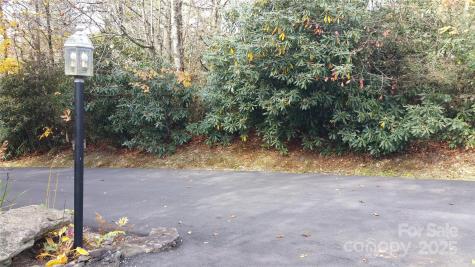 Lot 24 Red Wolf Blowing Rock NC 28605