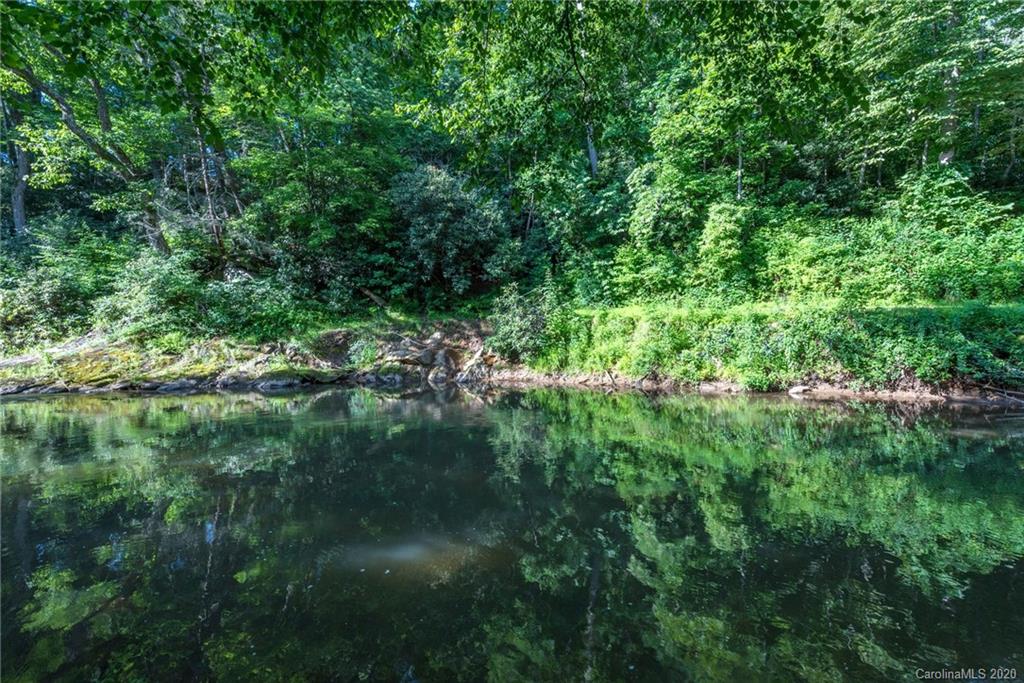 141 Riverbend Forest Drive Asheville NC 28805