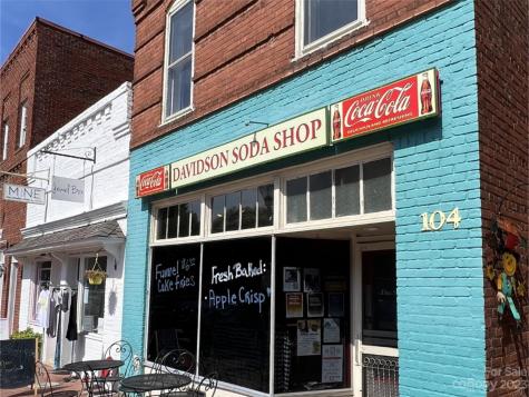 150 Copper Pine Lane Davidson NC 28036