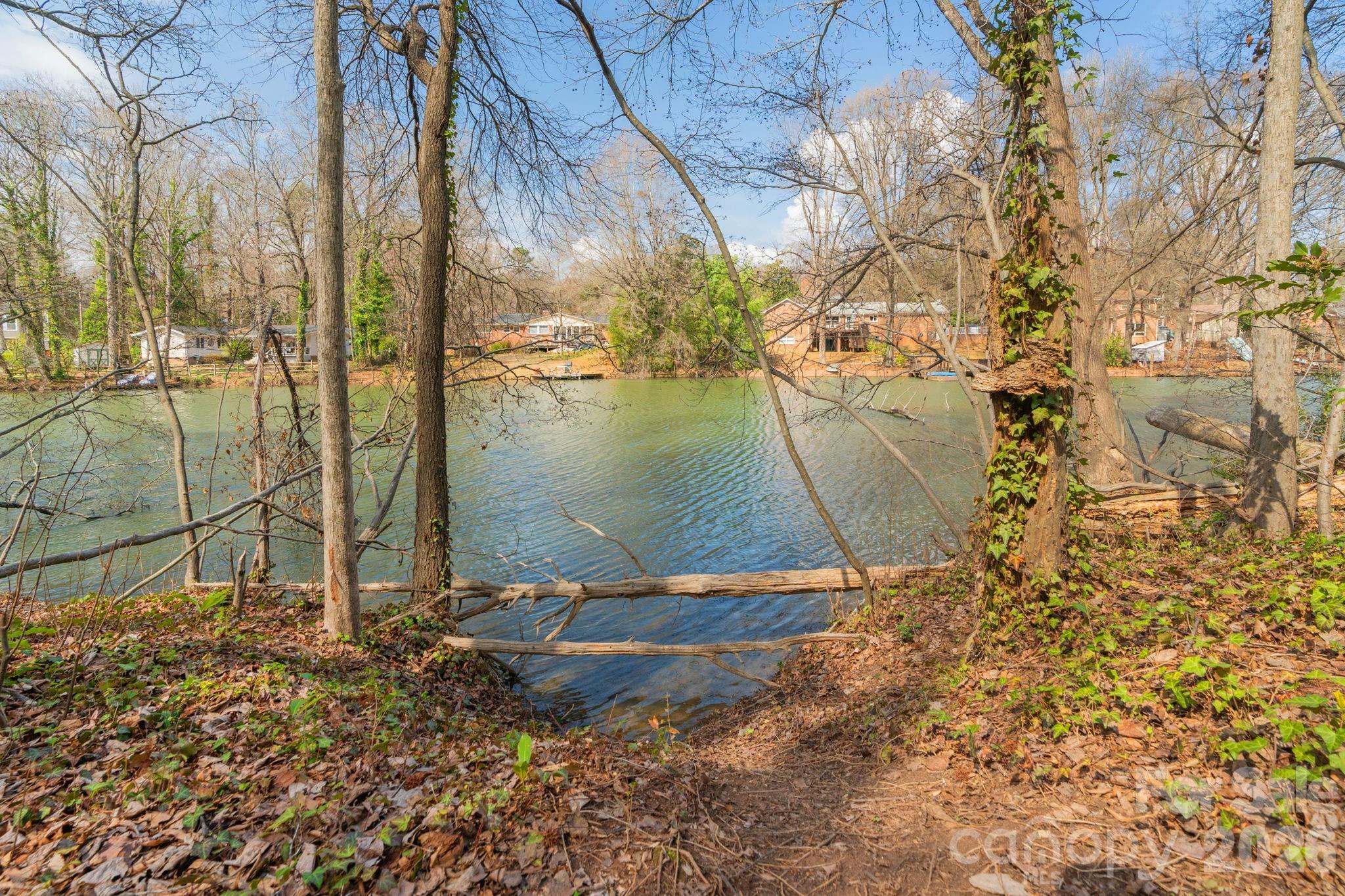 Tbd Oakwood Lane Charlotte NC 28215