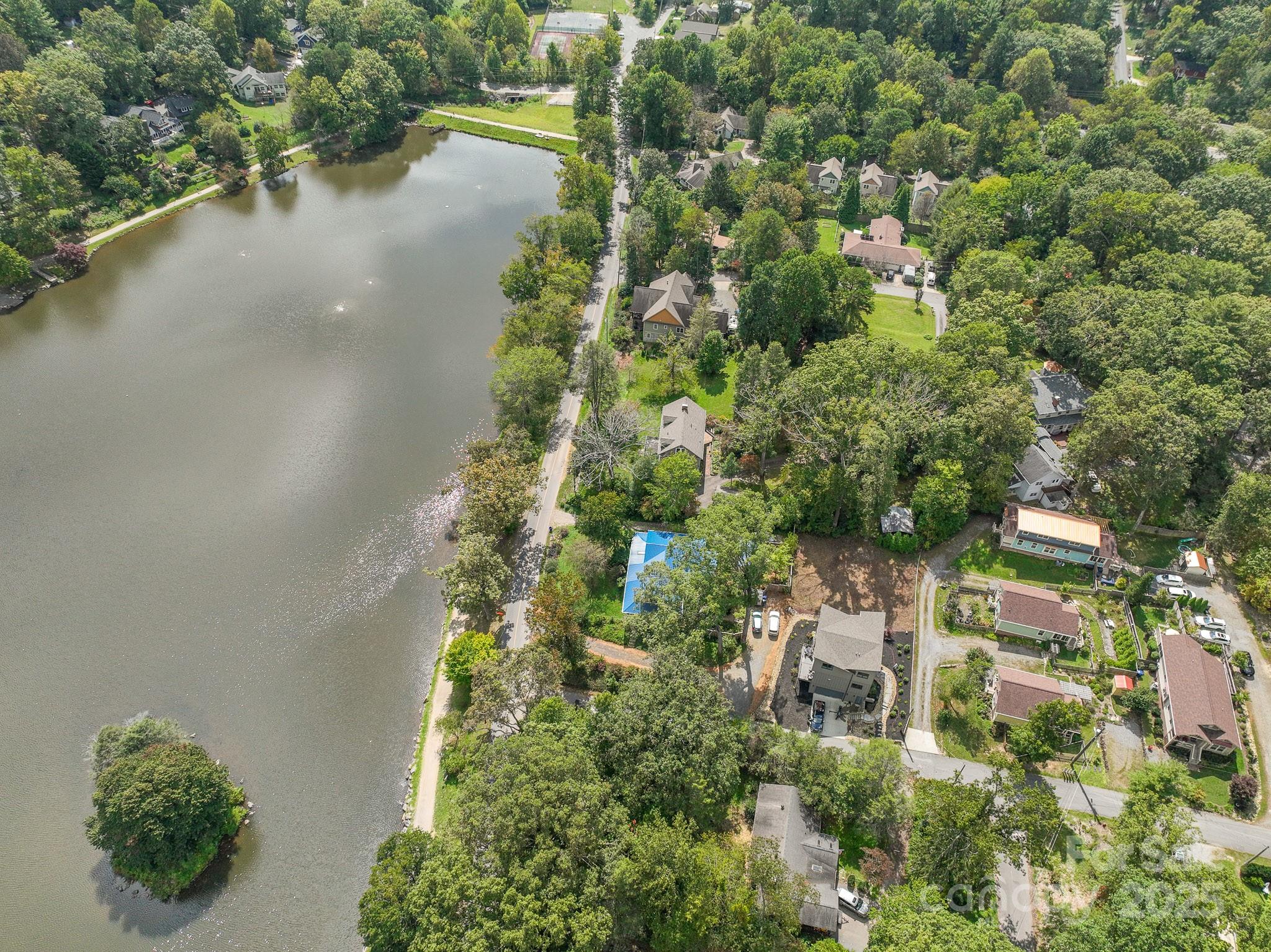 312 Lake Oak Drive Black Mountain NC 28711