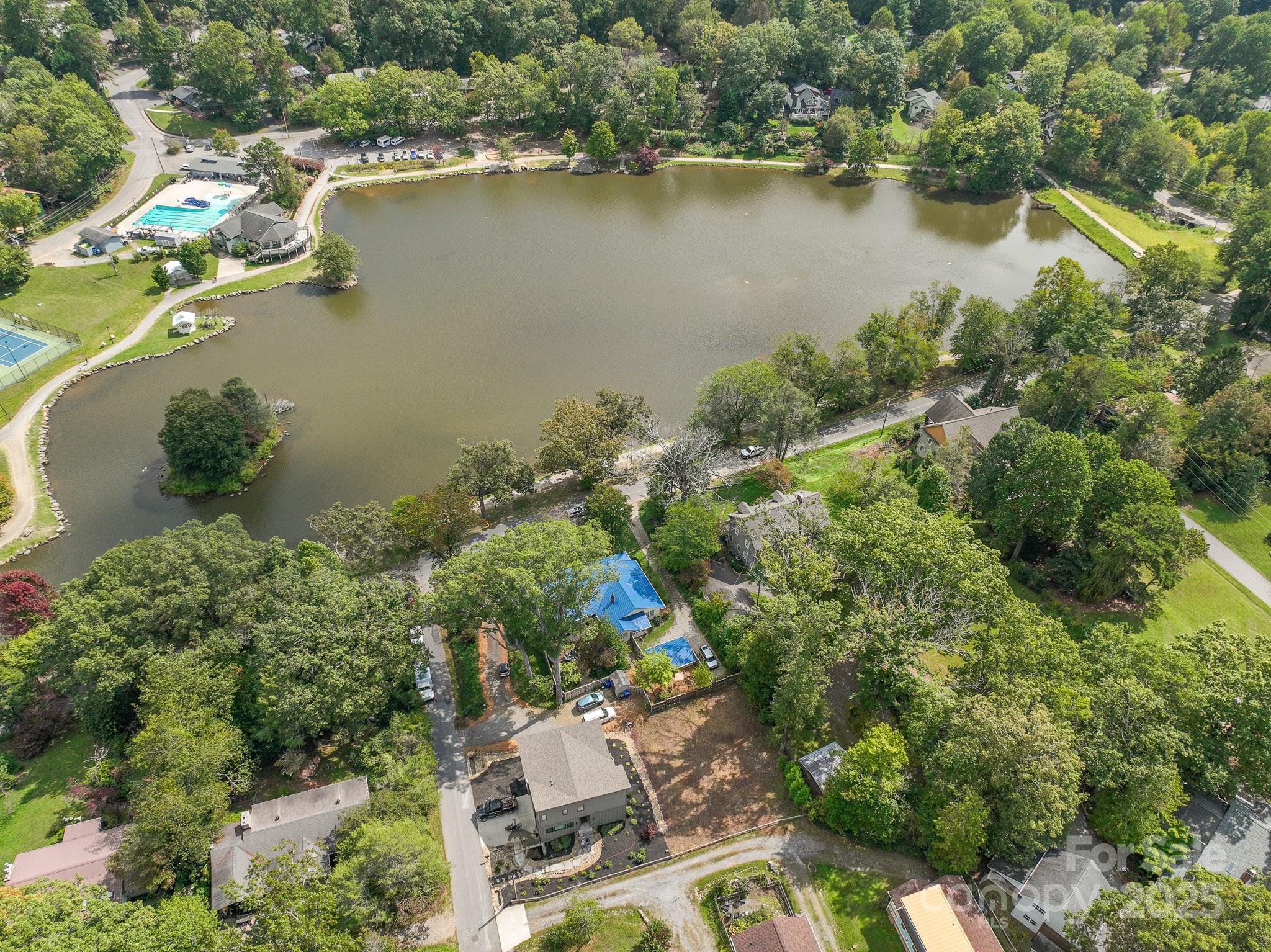 312 Lake Oak Drive Black Mountain NC 28711