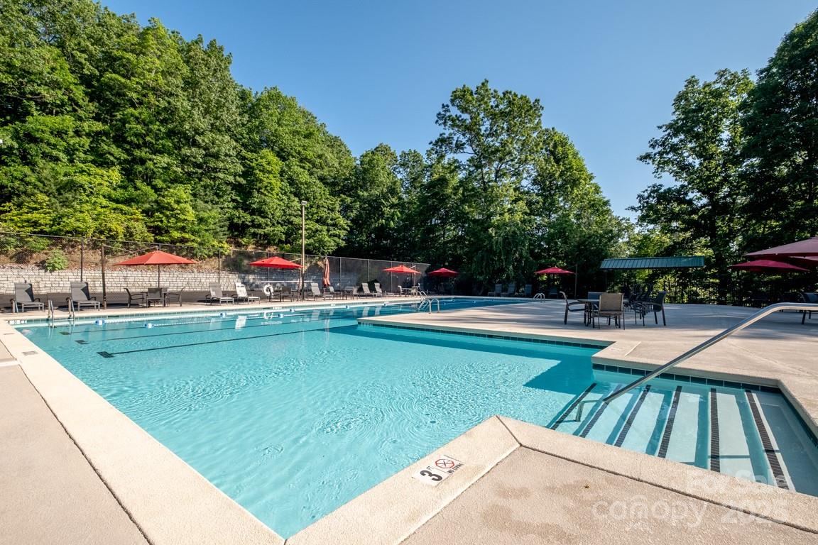 406 Tlvdatsi Drive Brevard NC 28712