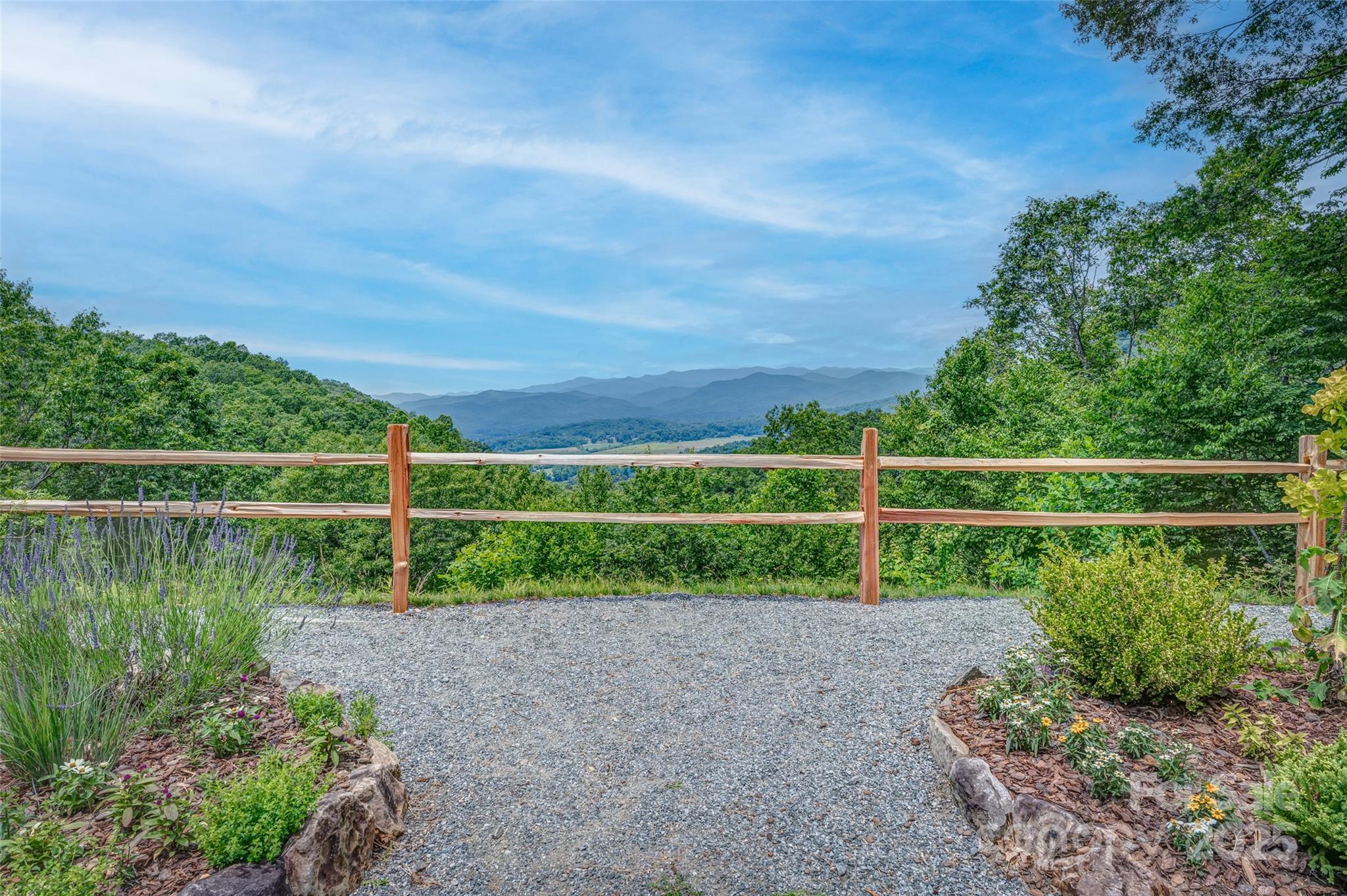 406 Tlvdatsi Drive Brevard NC 28712