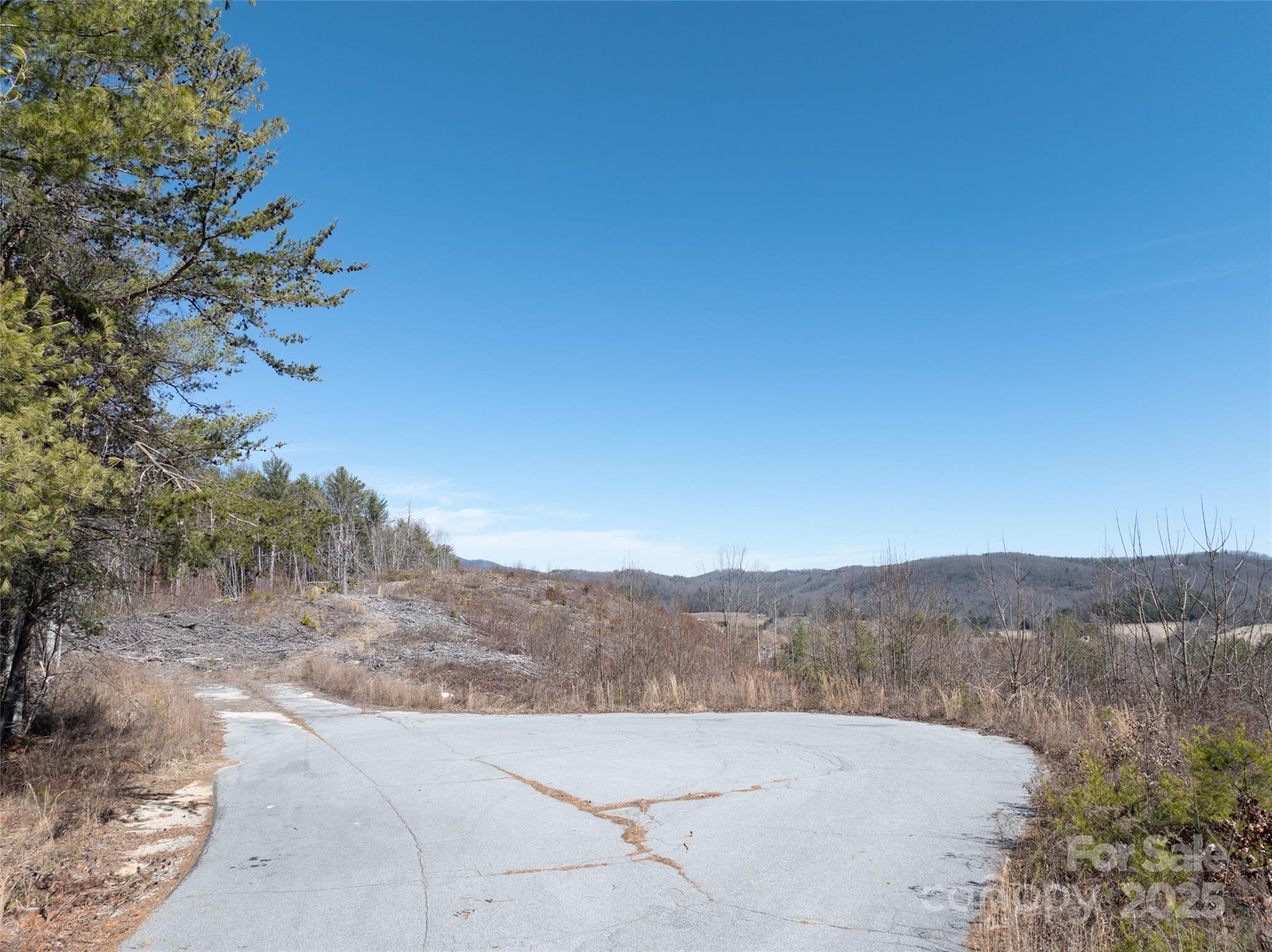 9999 Star Point Drive Hendersonville NC 28792