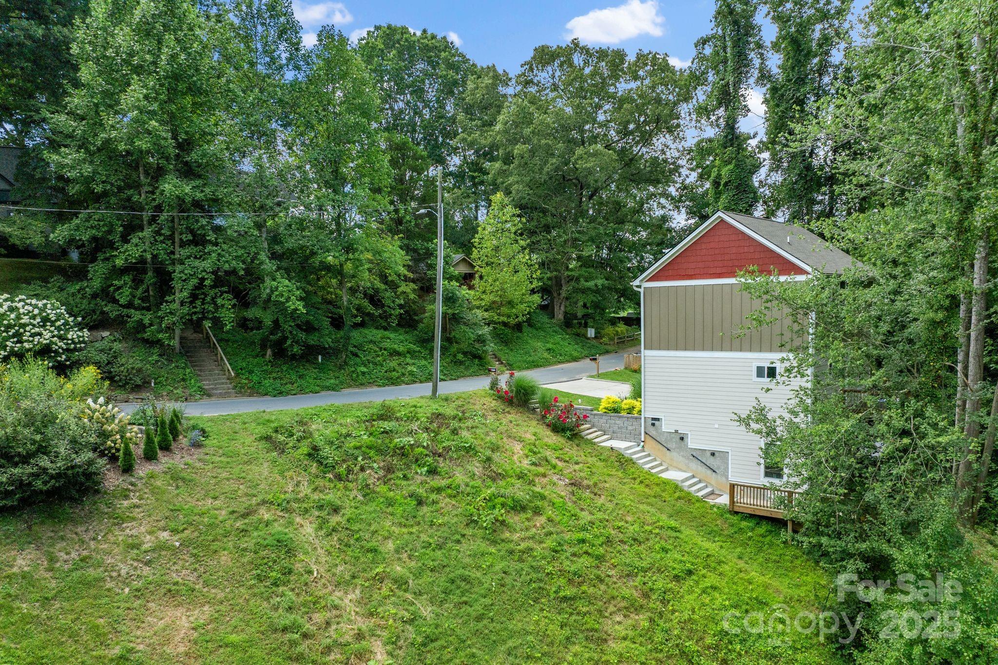 132 Houston Street Asheville NC 28801