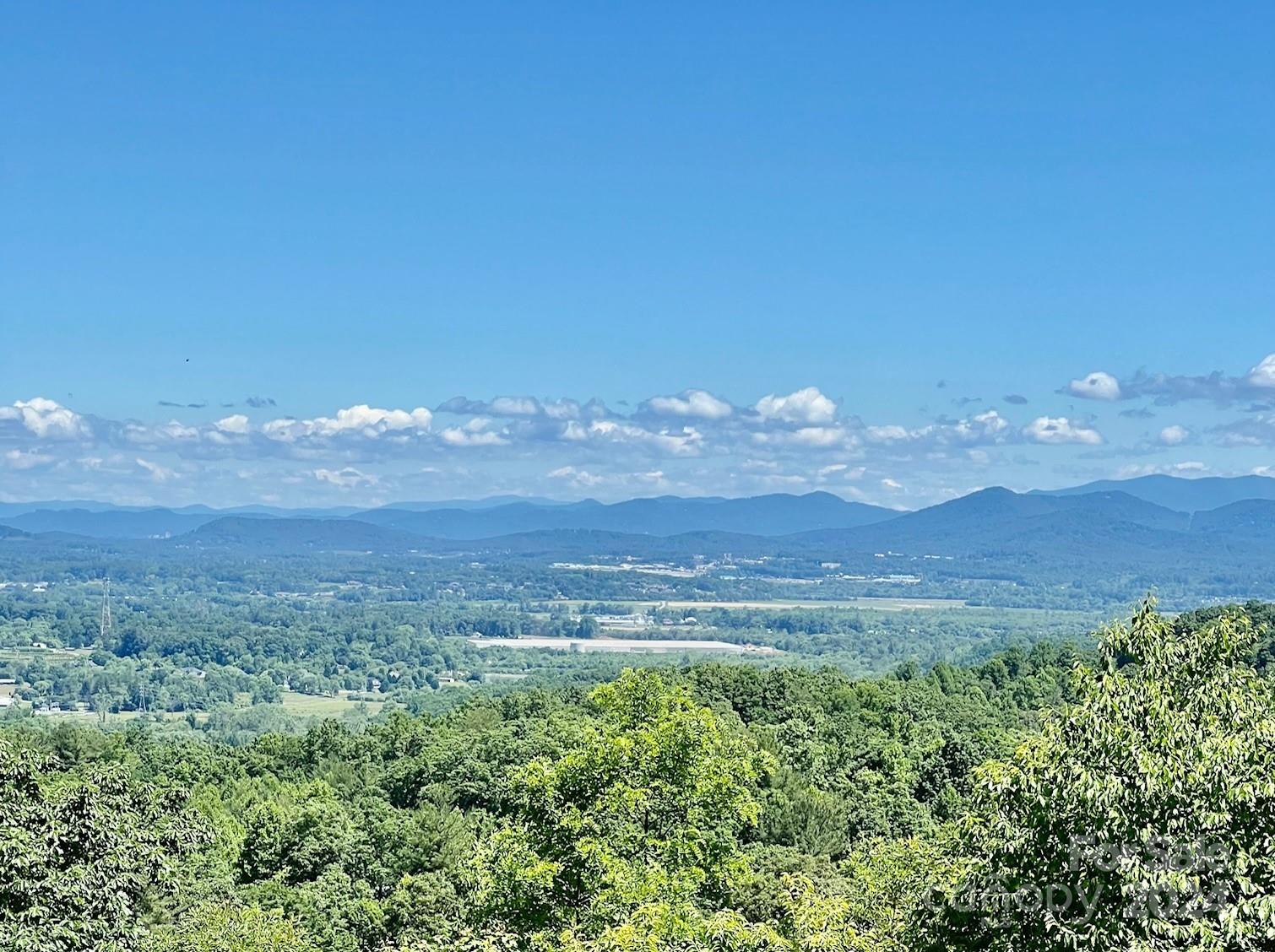271 Mountain Morning Lane Hendersonville NC 28739