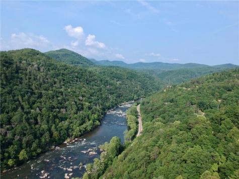 305 Raccoon Run Marshall NC 28753