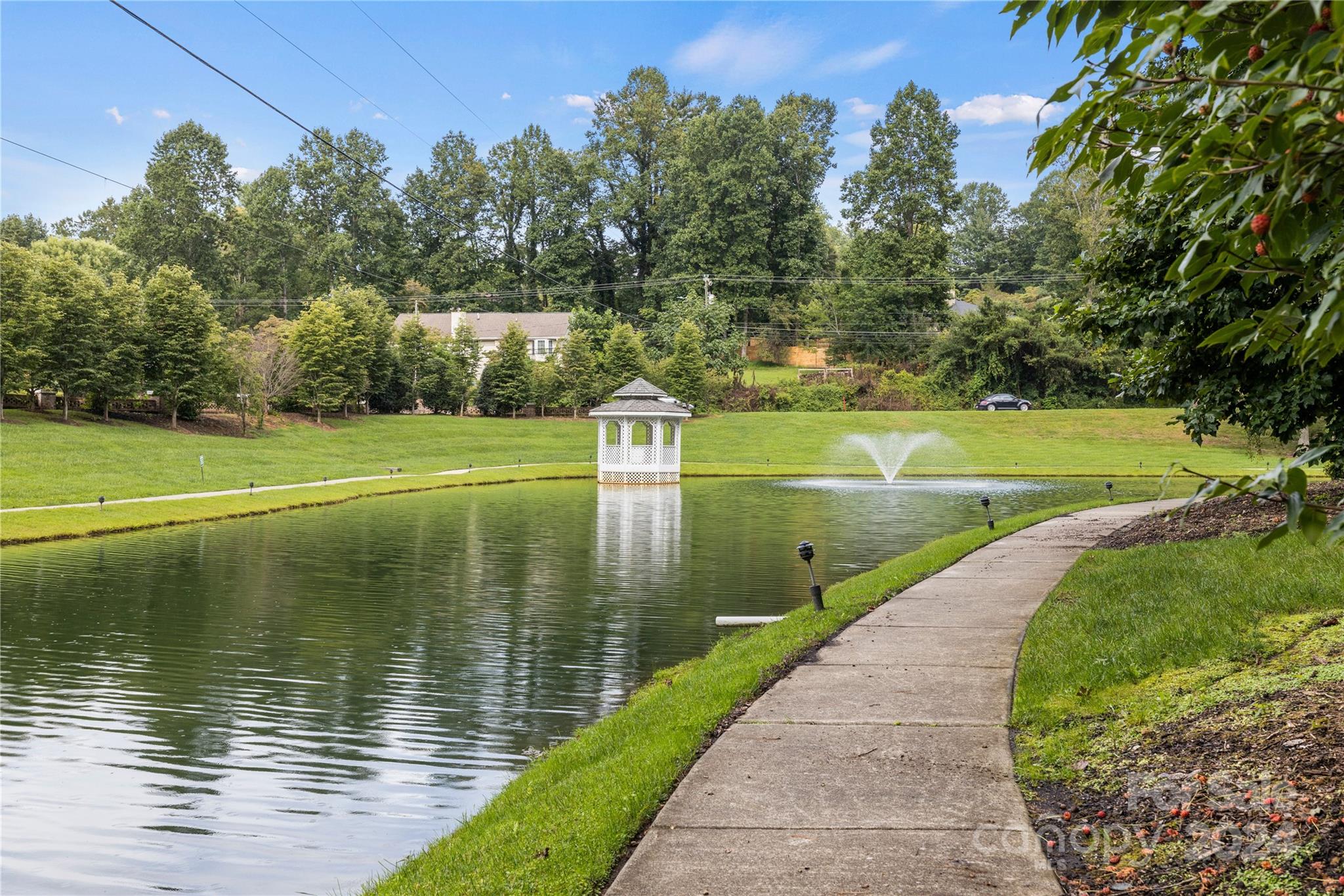 101 Wood Owl Court Hendersonville NC 28791