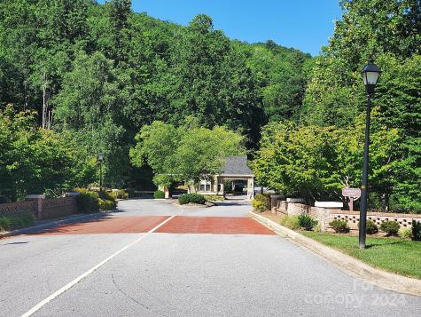 101 Wood Owl Court Hendersonville NC 28791