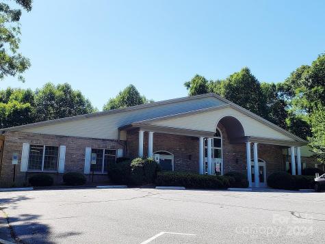 101 Wood Owl Court Hendersonville NC 28791