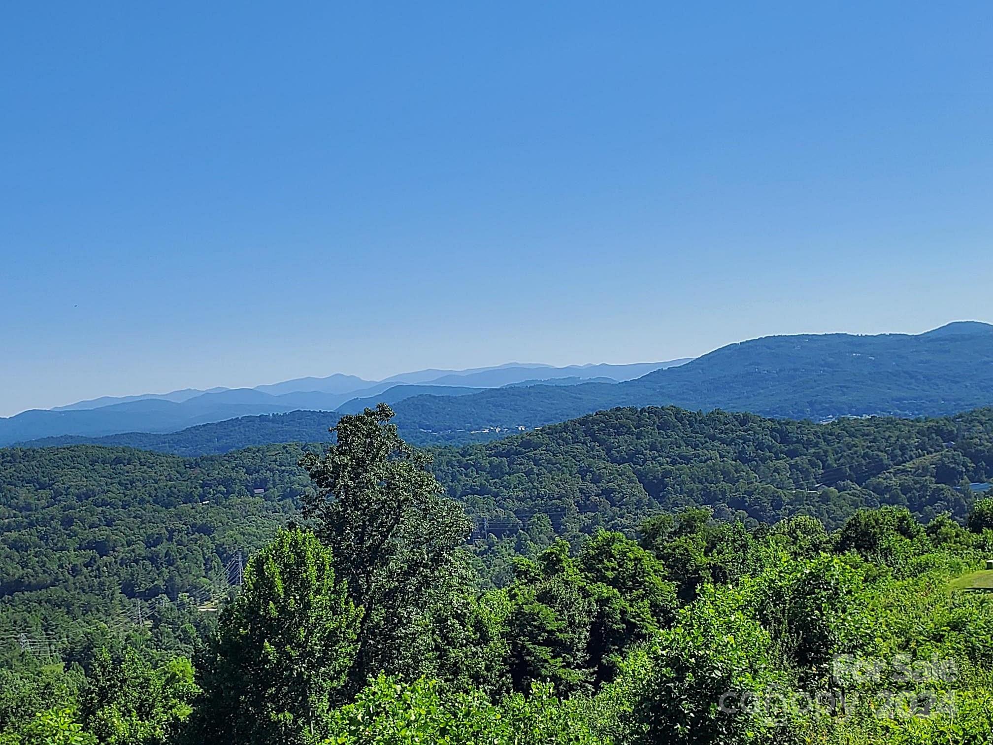 101 Wood Owl Court Hendersonville NC 28791