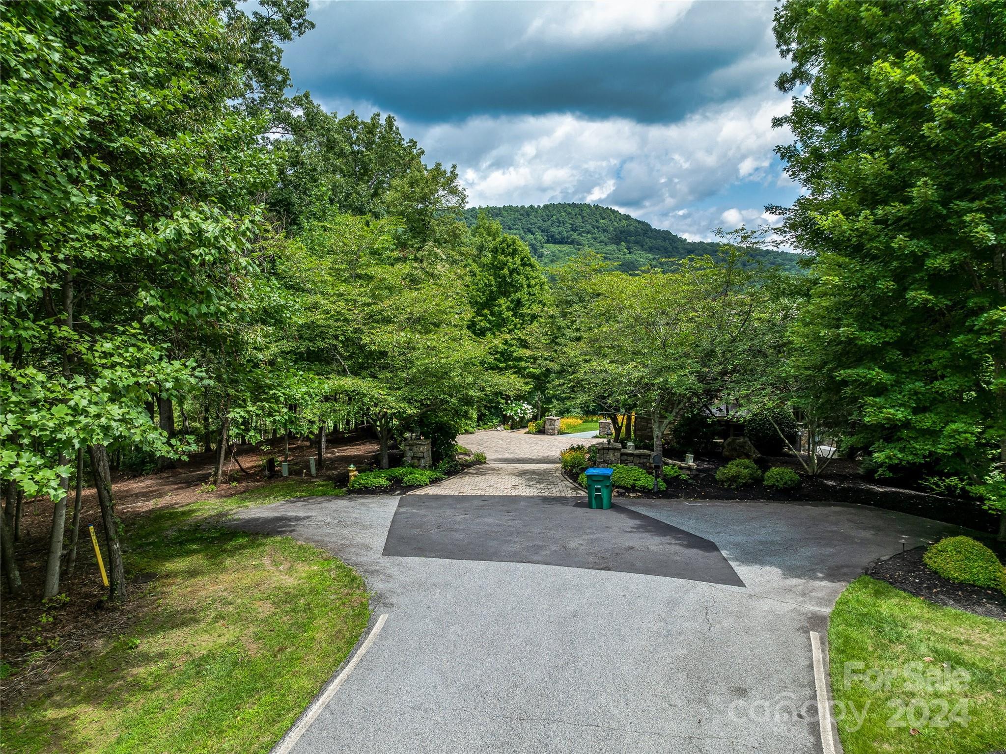 1822 Bella Vista Court Arden NC 28704
