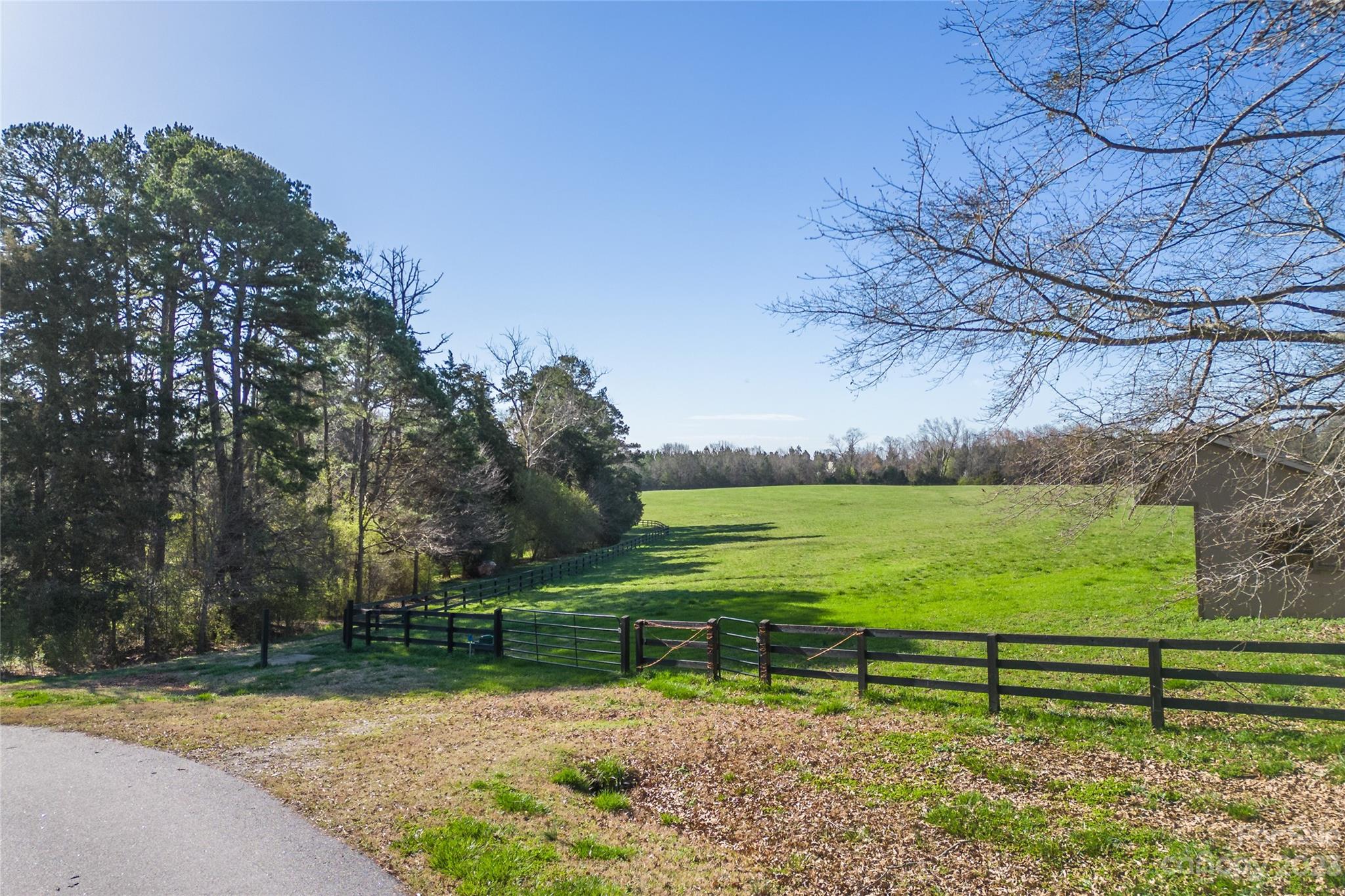 157 Melvin Hill Road Columbus NC 28722