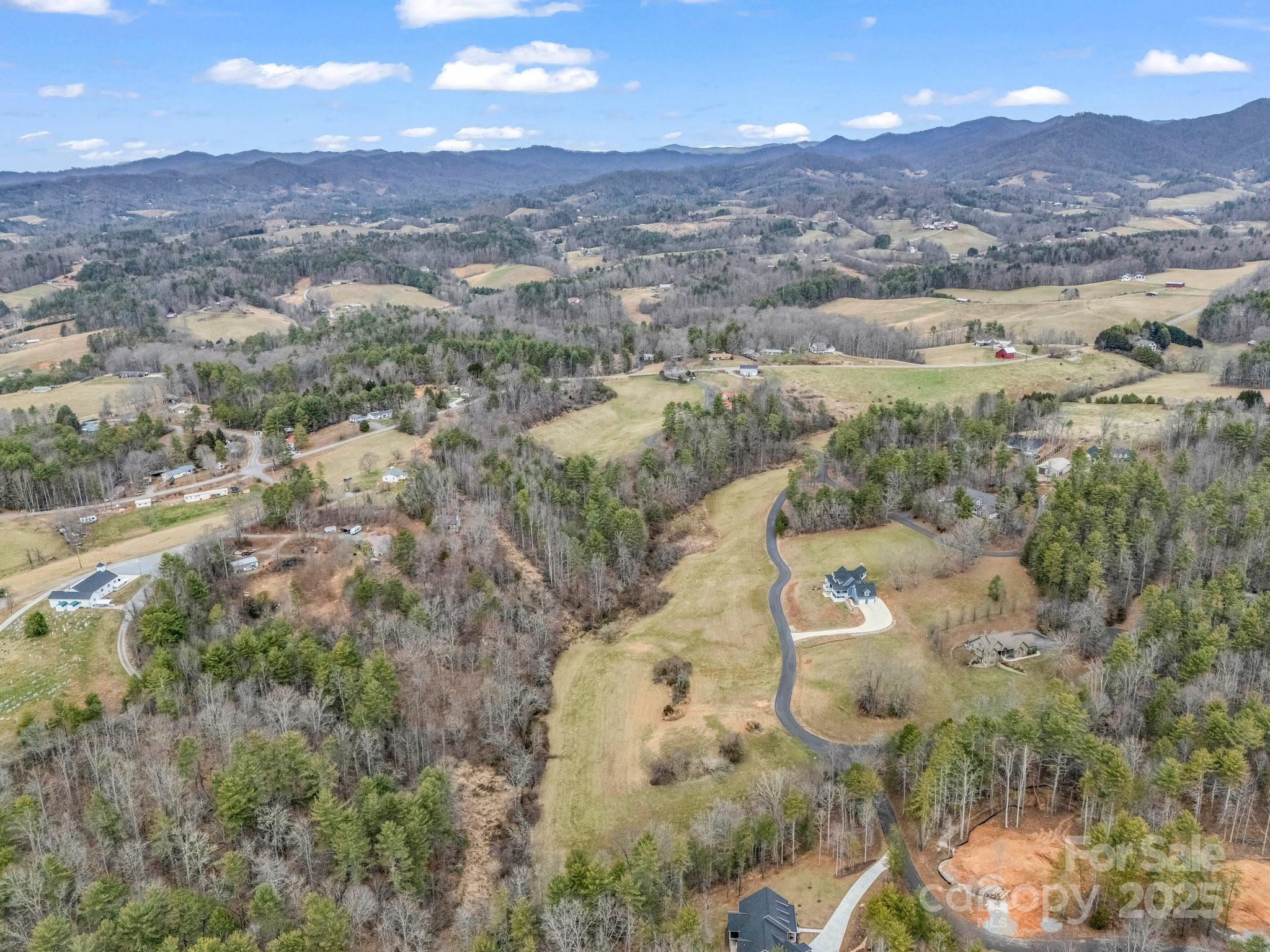 9999 Settlers Trail Mars Hill NC 28754