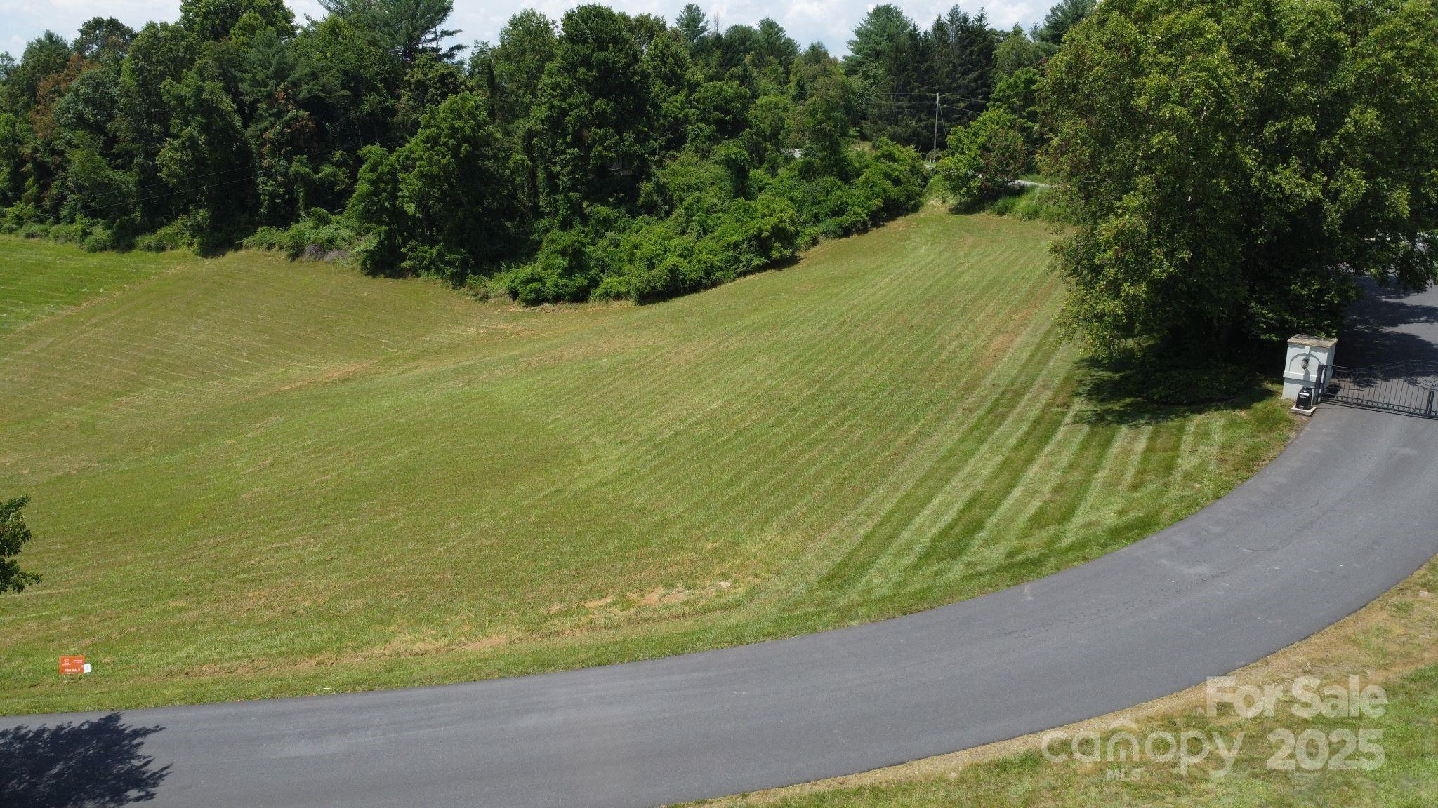 9999 Settlers Trail Mars Hill NC 28754