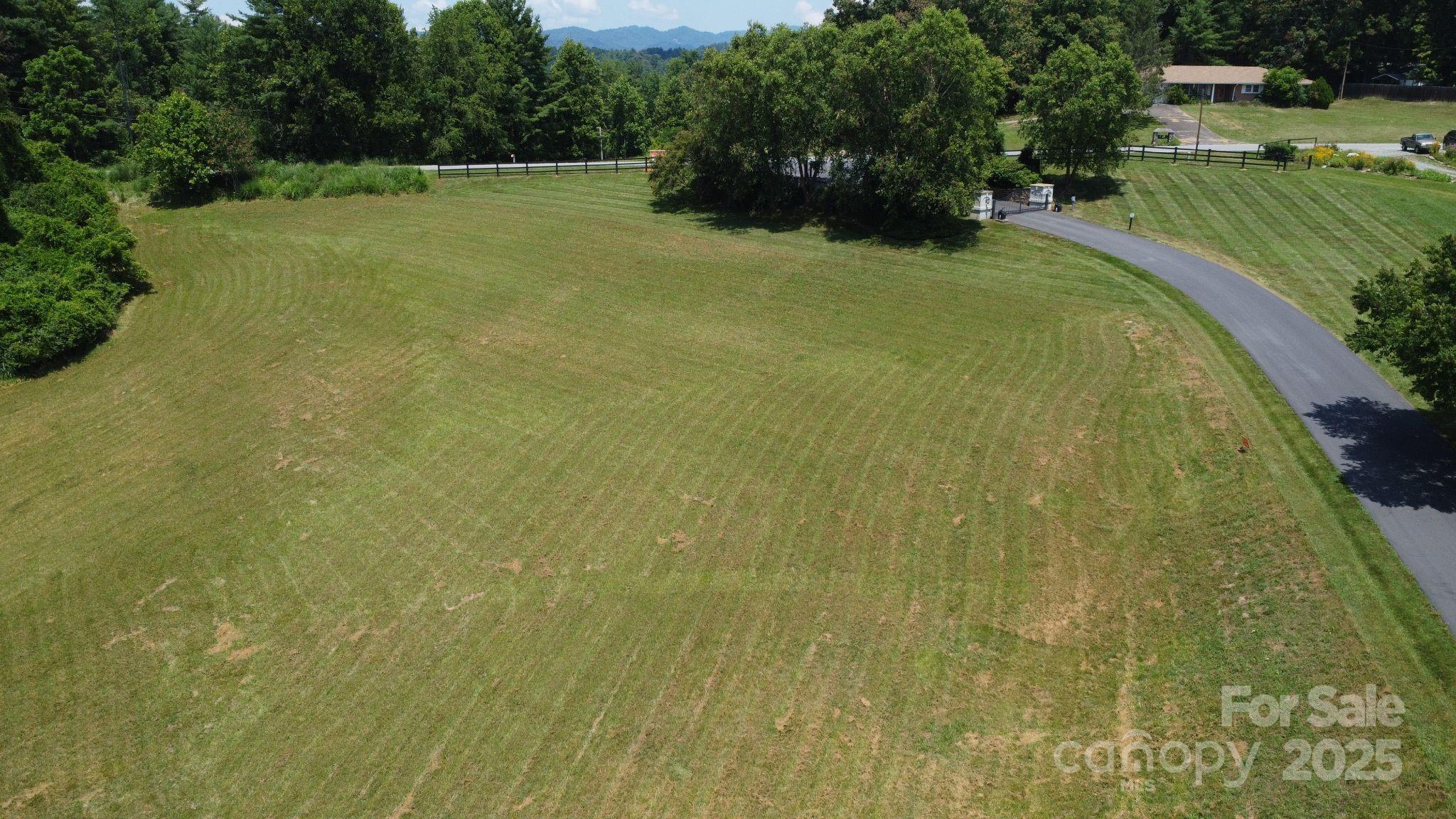 9999 Settlers Trail Mars Hill NC 28754