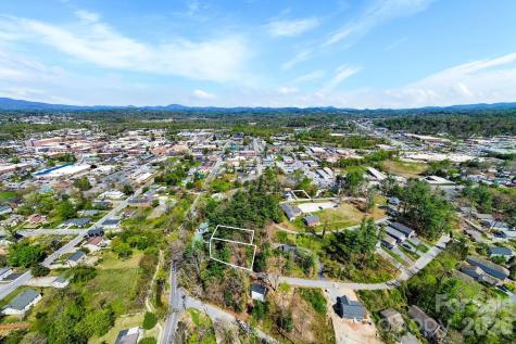 00 Toms Park Circle Hendersonville NC 28792
