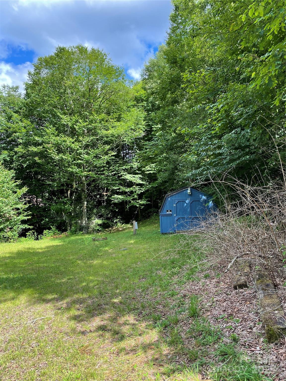686 Mashstomp Road Maggie Valley NC 28751