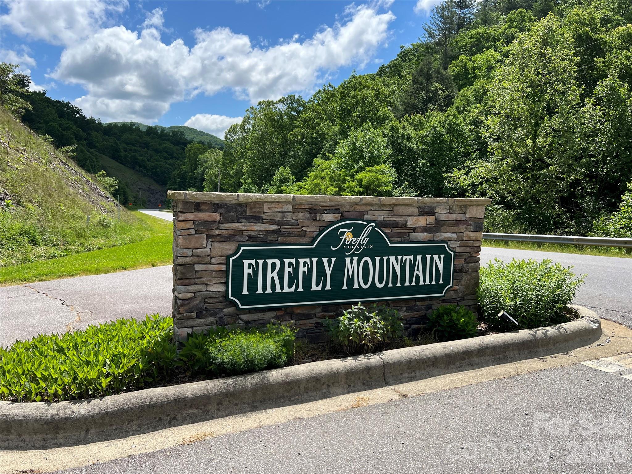 400 Pine Cone Trail Marshall NC 28753